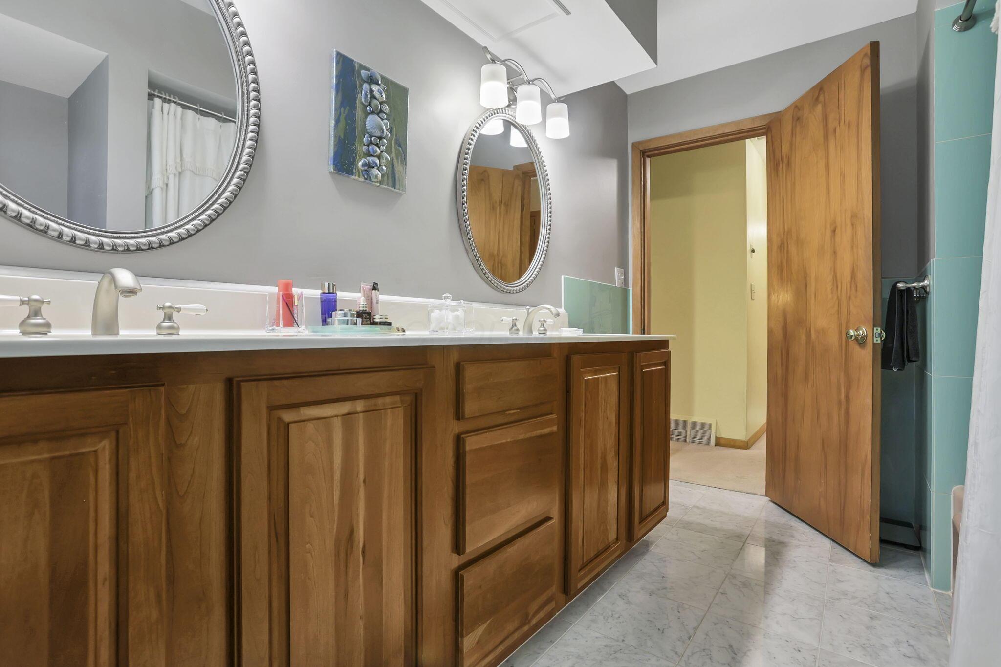 36718 Hocking Drive, Logan, Ohio image 35
