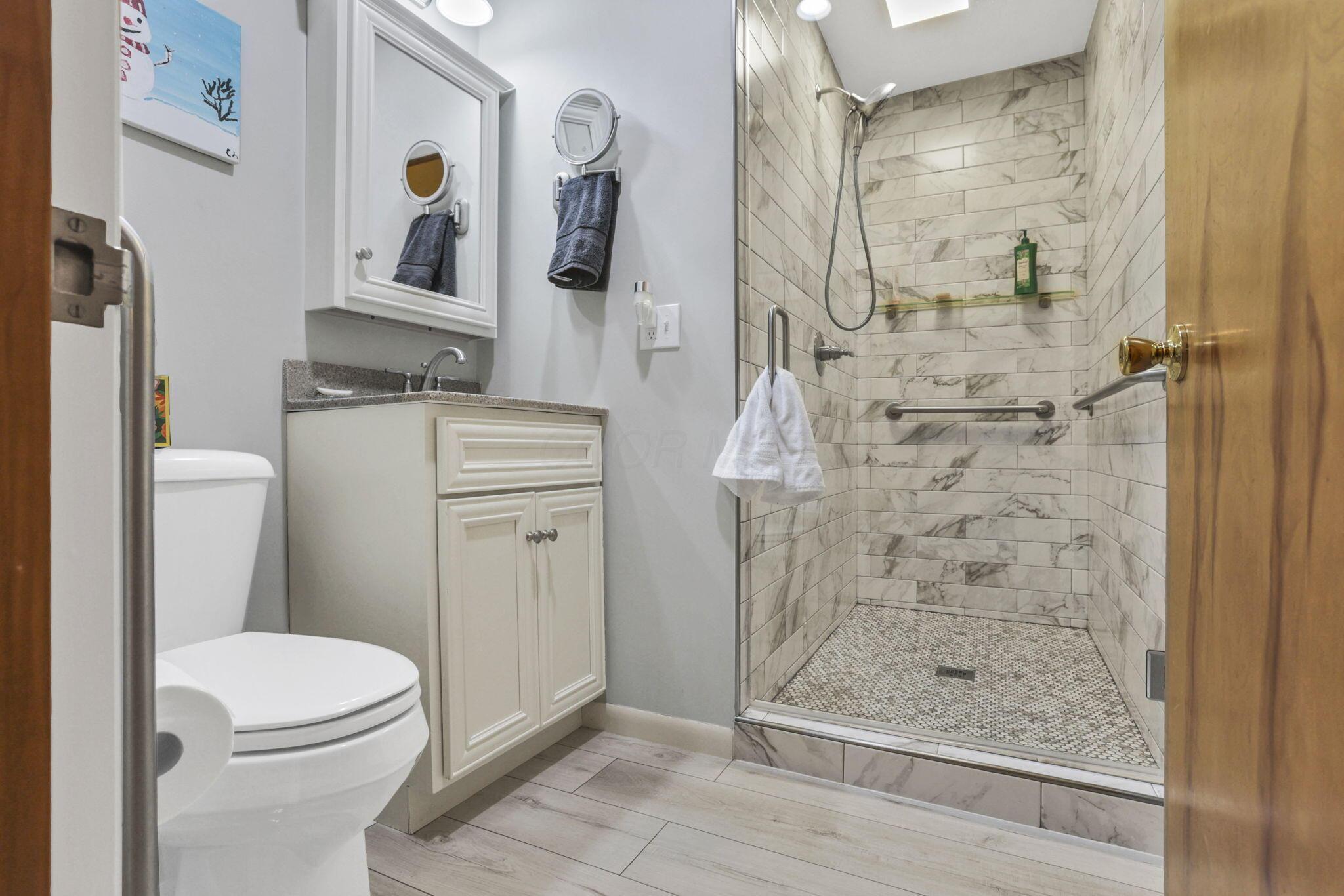 36718 Hocking Drive, Logan, Ohio image 31