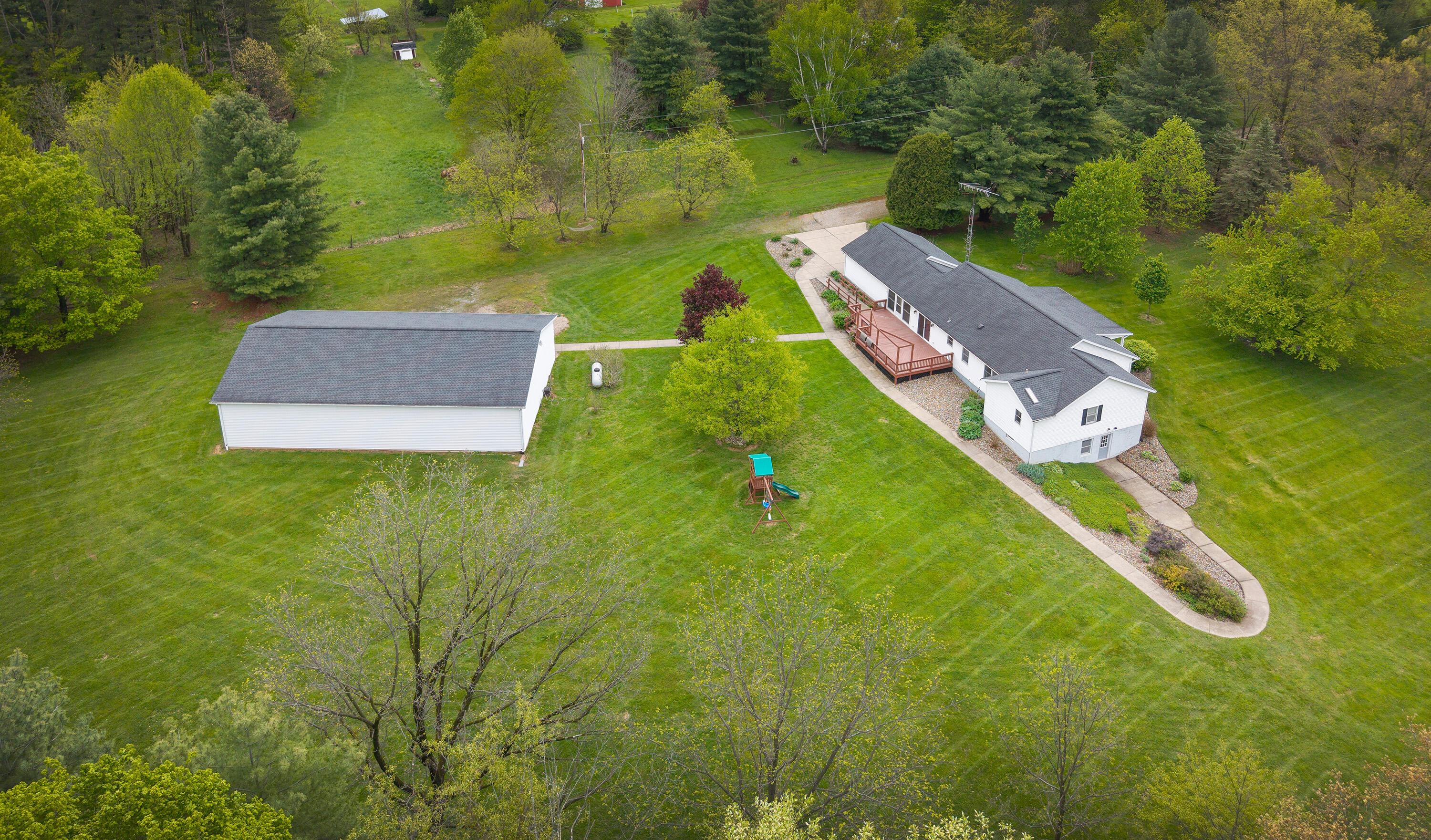 12601 Vincent Road, Mount Vernon, Ohio image 4