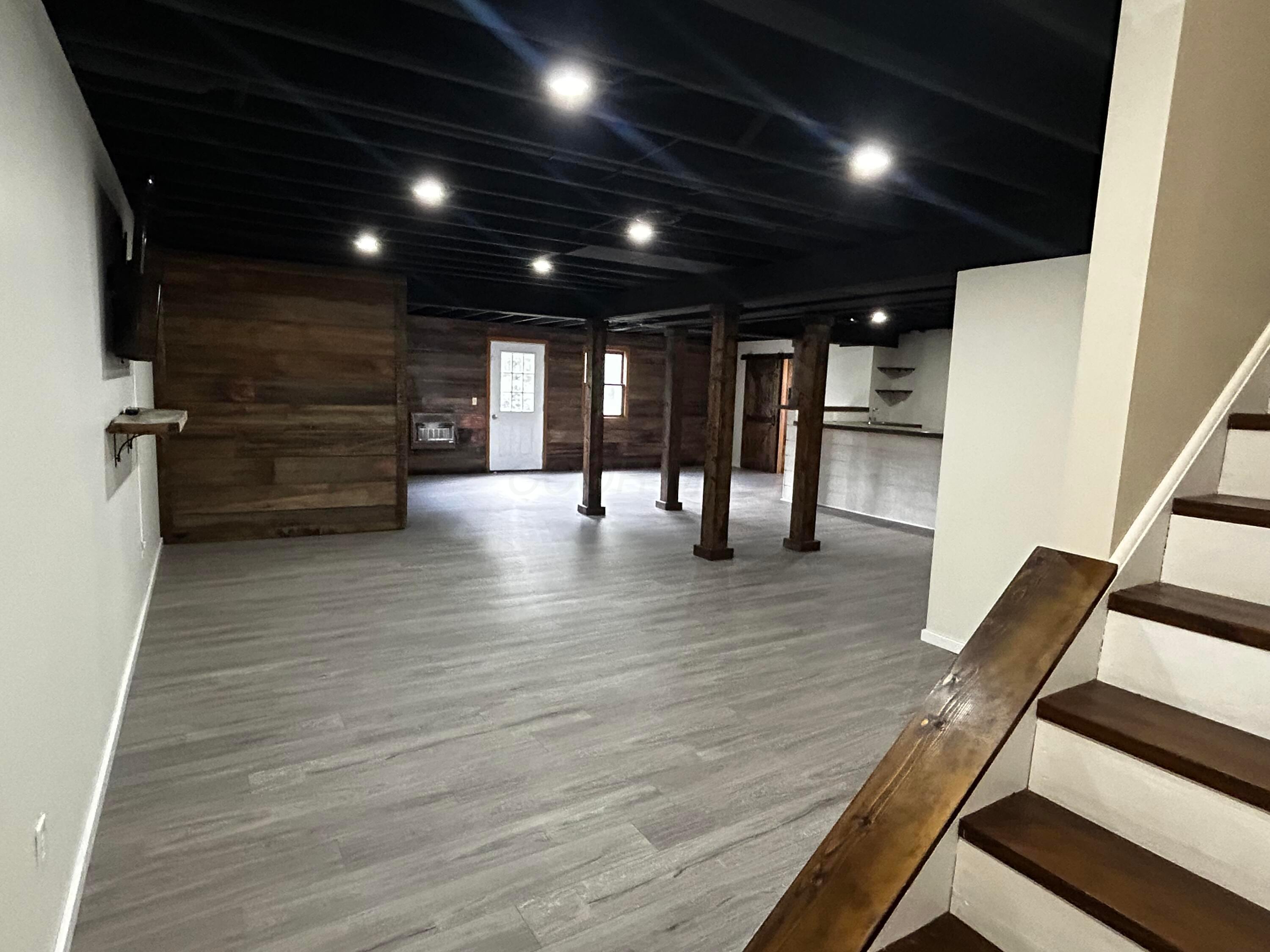 12601 Vincent Road, Mount Vernon, Ohio image 46