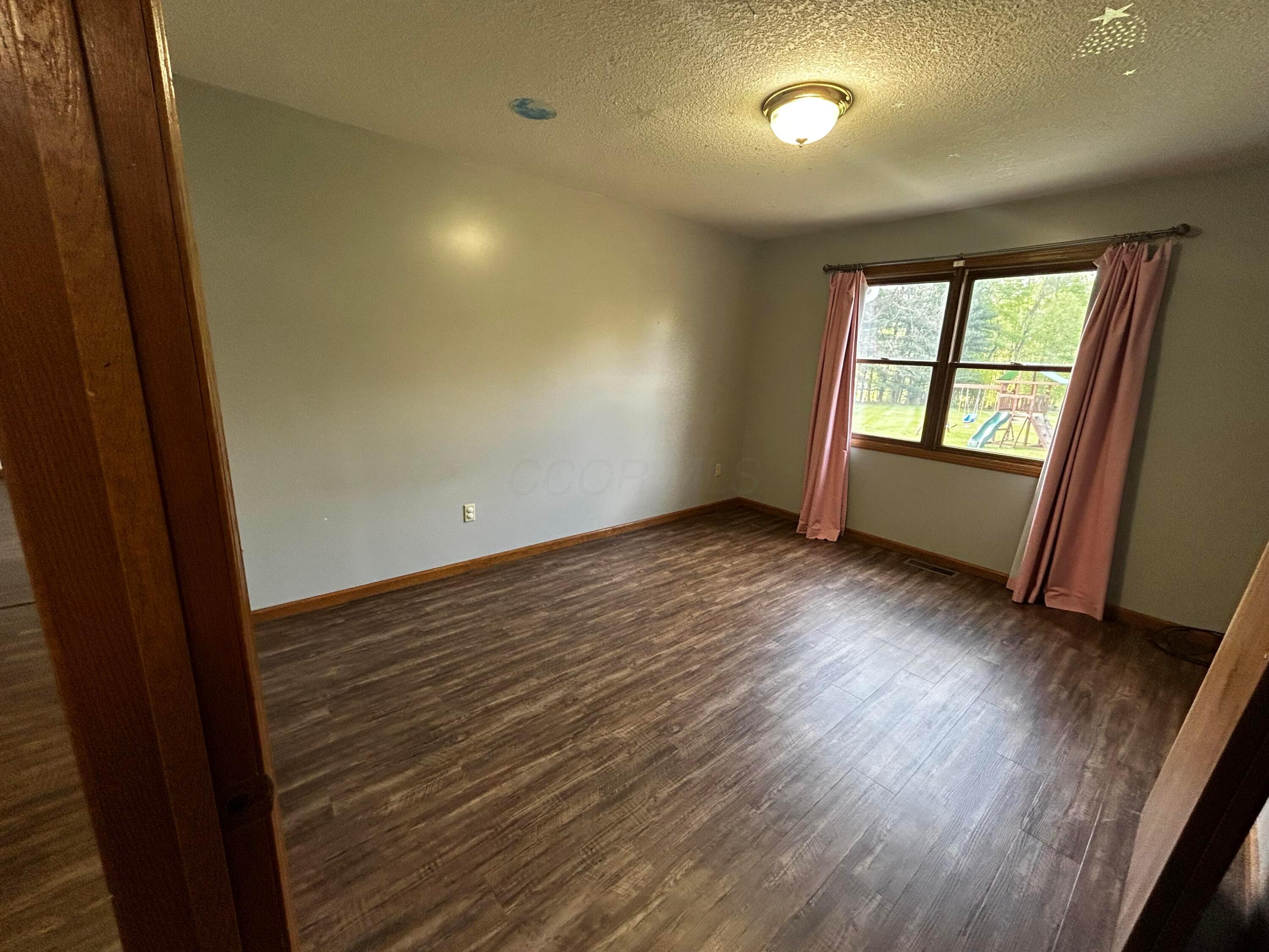 12601 Vincent Road, Mount Vernon, Ohio image 18