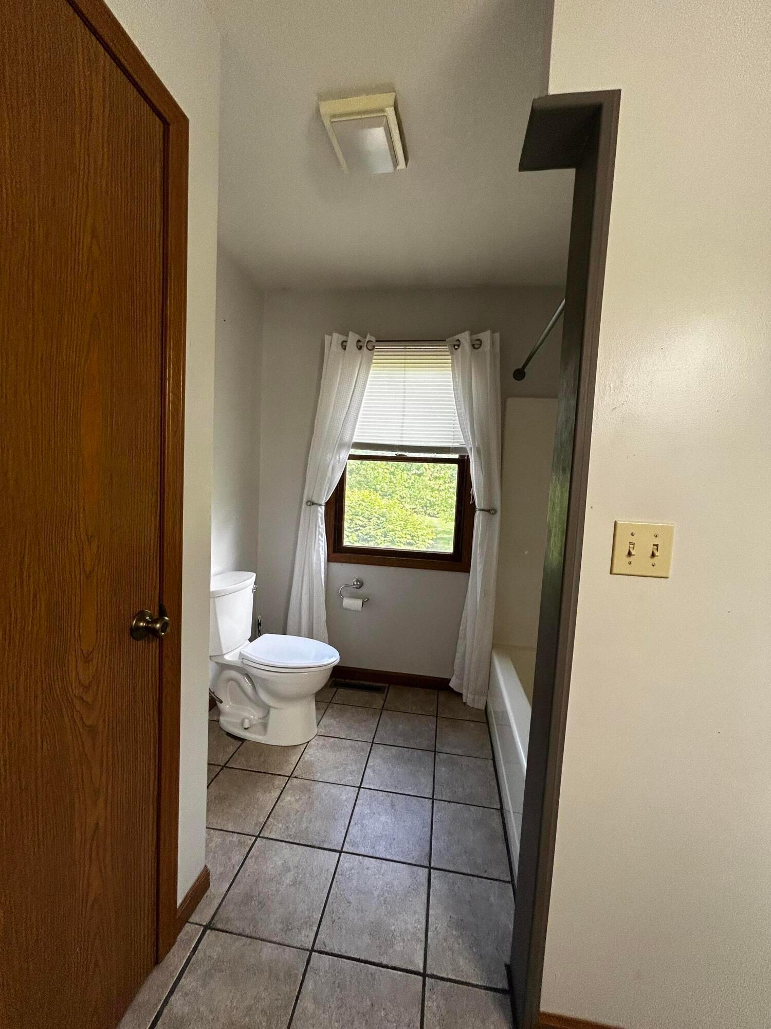 12601 Vincent Road, Mount Vernon, Ohio image 25