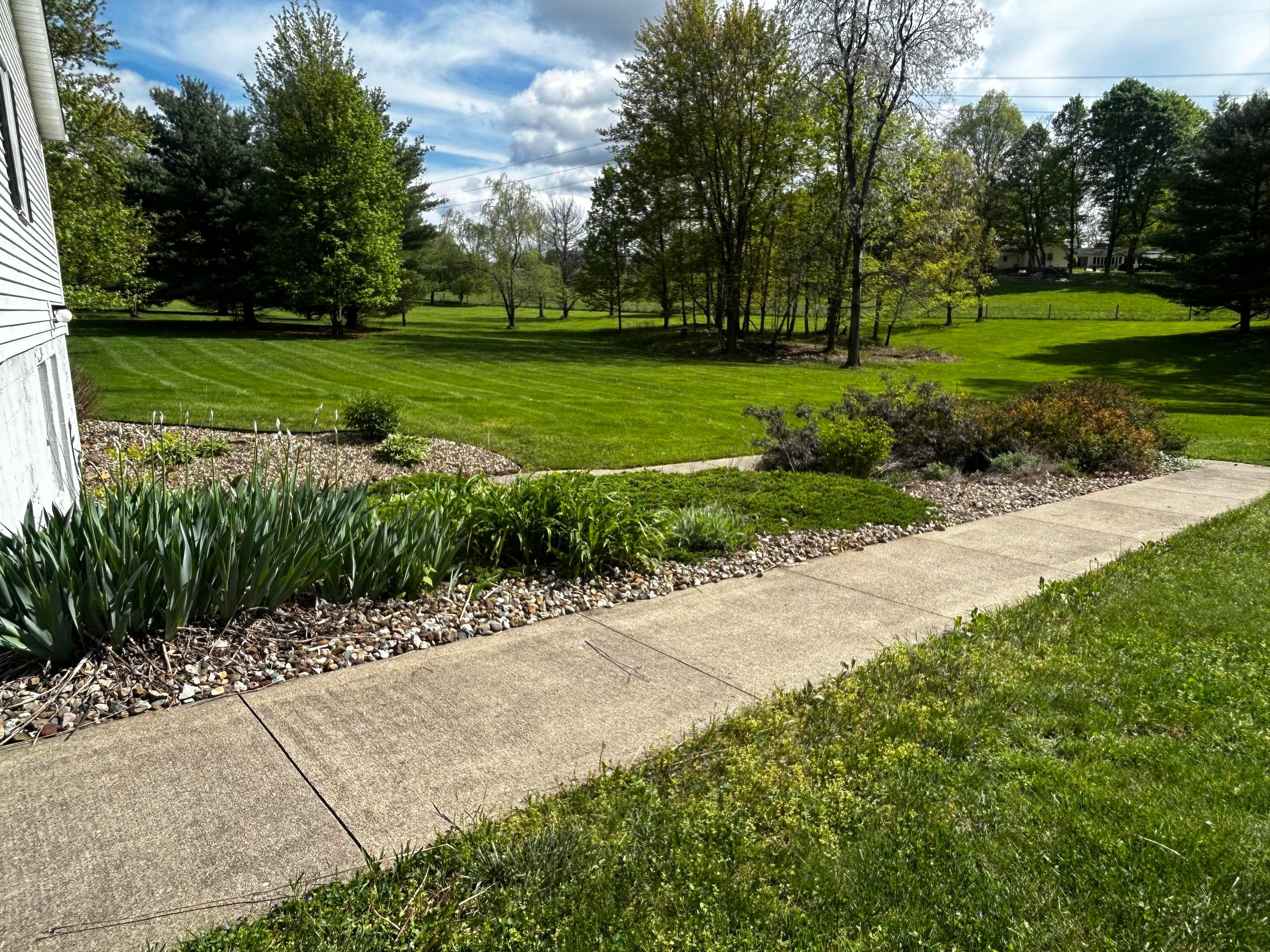 12601 Vincent Road, Mount Vernon, Ohio image 8