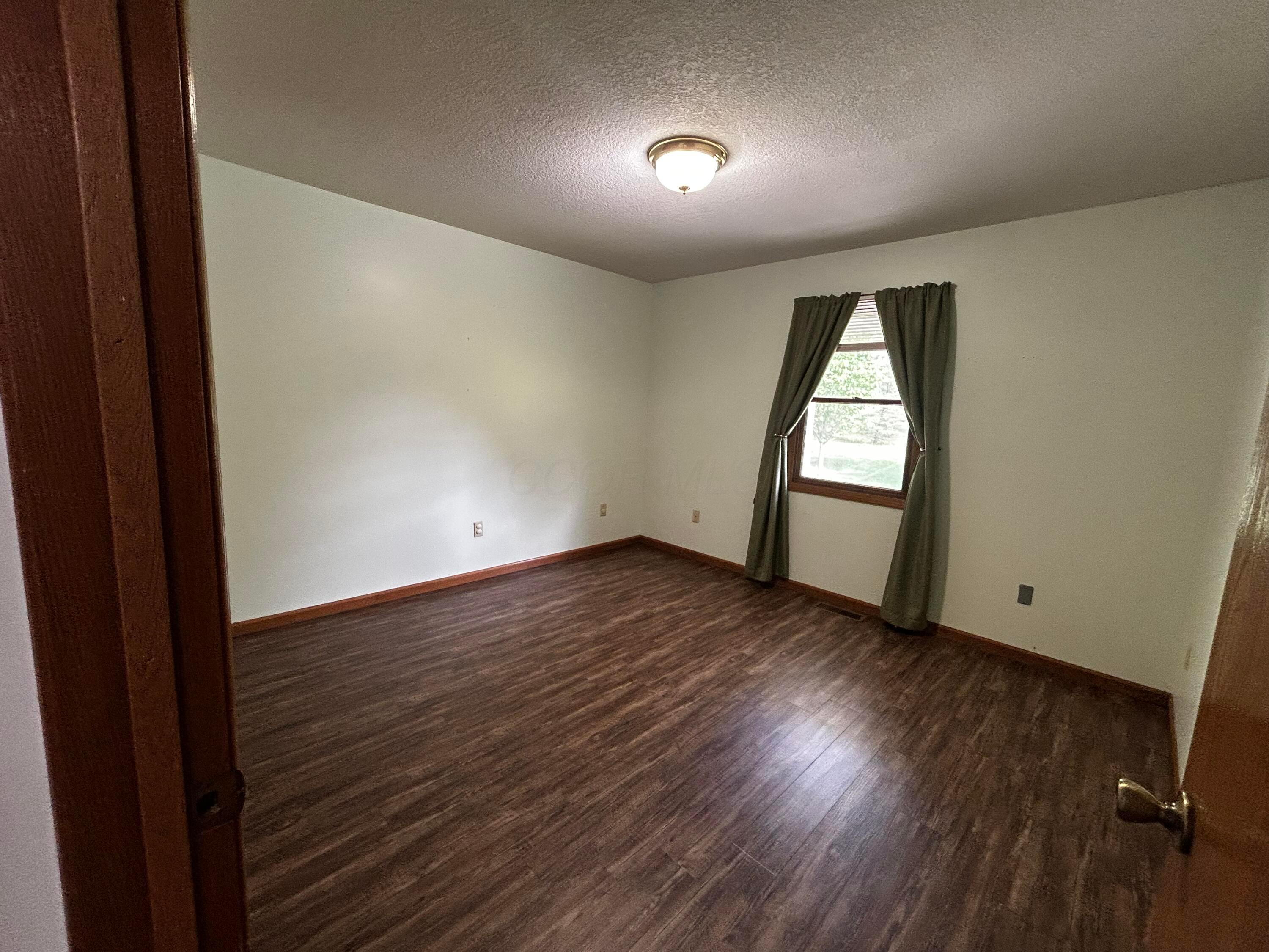 12601 Vincent Road, Mount Vernon, Ohio image 19