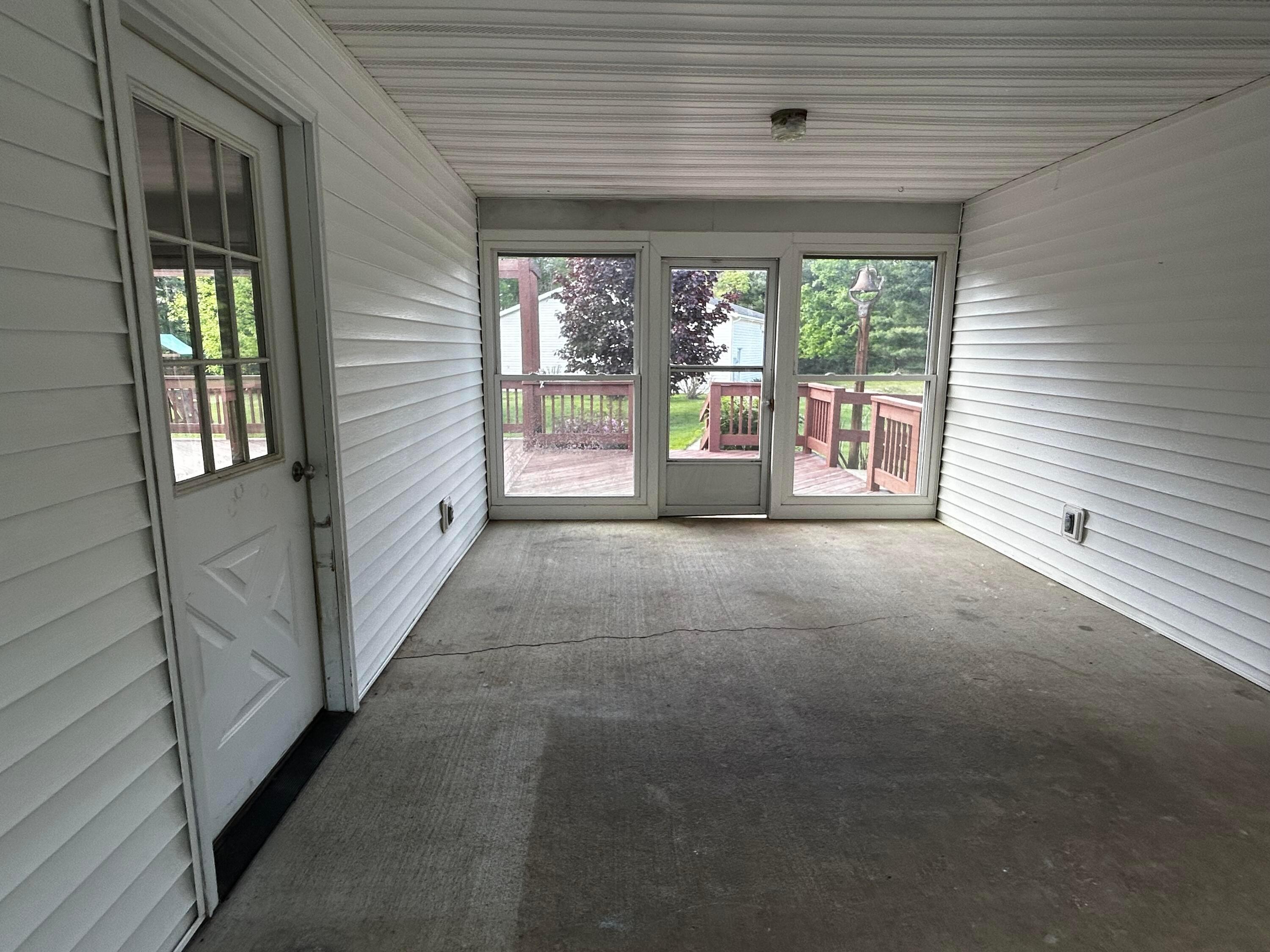 12601 Vincent Road, Mount Vernon, Ohio image 42
