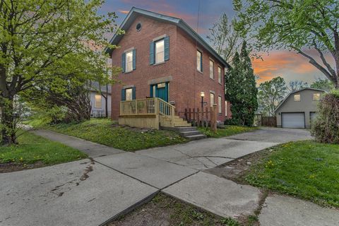Photo of 168 E Central Avenue, Delaware, OH 43015 (MLS # 226012860)