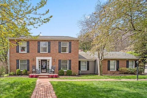 Photo of 127 Wildwood Drive, Granville, OH 43023 (MLS # 226011888)