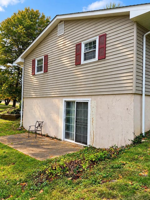 Tiny photo for 2049 Boving Road SW, Lancaster, OH 43130 (MLS # 226039002)