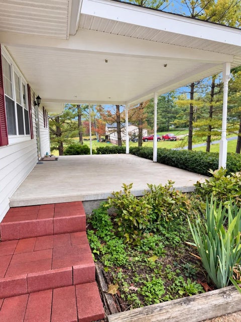Tiny photo for 2049 Boving Road SW, Lancaster, OH 43130 (MLS # 226039002)