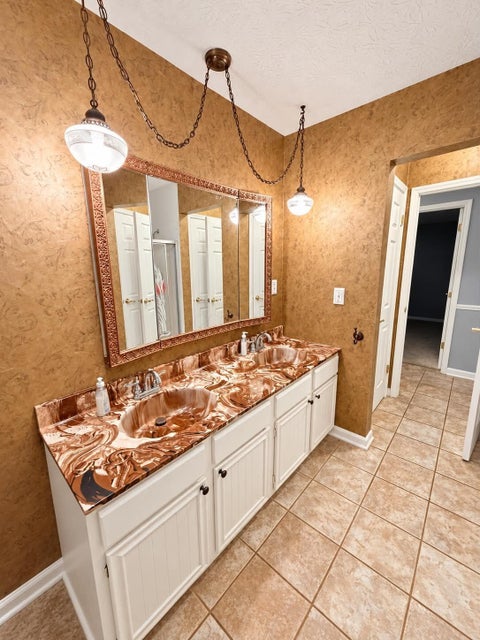 Tiny photo for 2049 Boving Road SW, Lancaster, OH 43130 (MLS # 226039002)