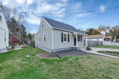 Photo of 1046 Sugar Grove Road SE, Lancaster, OH 43130 (MLS # 225042495)