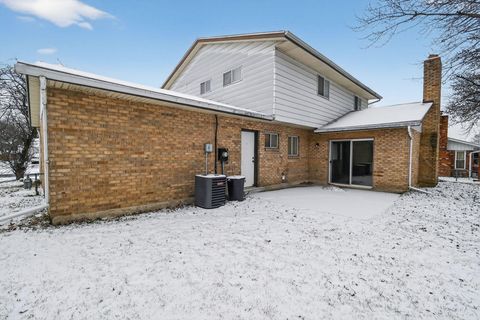 Tiny photo for 204 Barcelona Avenue, Westerville, OH 43081 (MLS # 226000763)