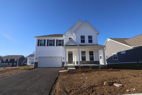 Photo of 310 Reign Way, Pataskala, OH 43062 (MLS # 225042912)