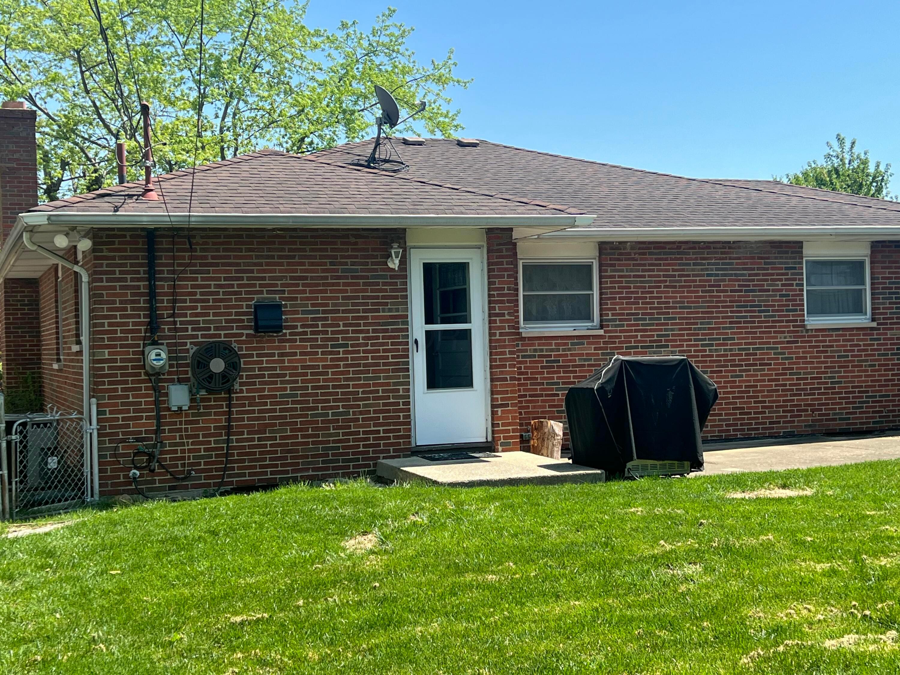 1153 Bronwyn Avenue, Columbus, Ohio image 7