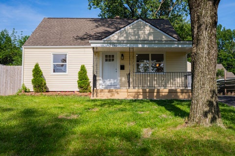 Photo of 3196 Hamilton Avenue, Columbus, OH 43224 (MLS # 226020381)