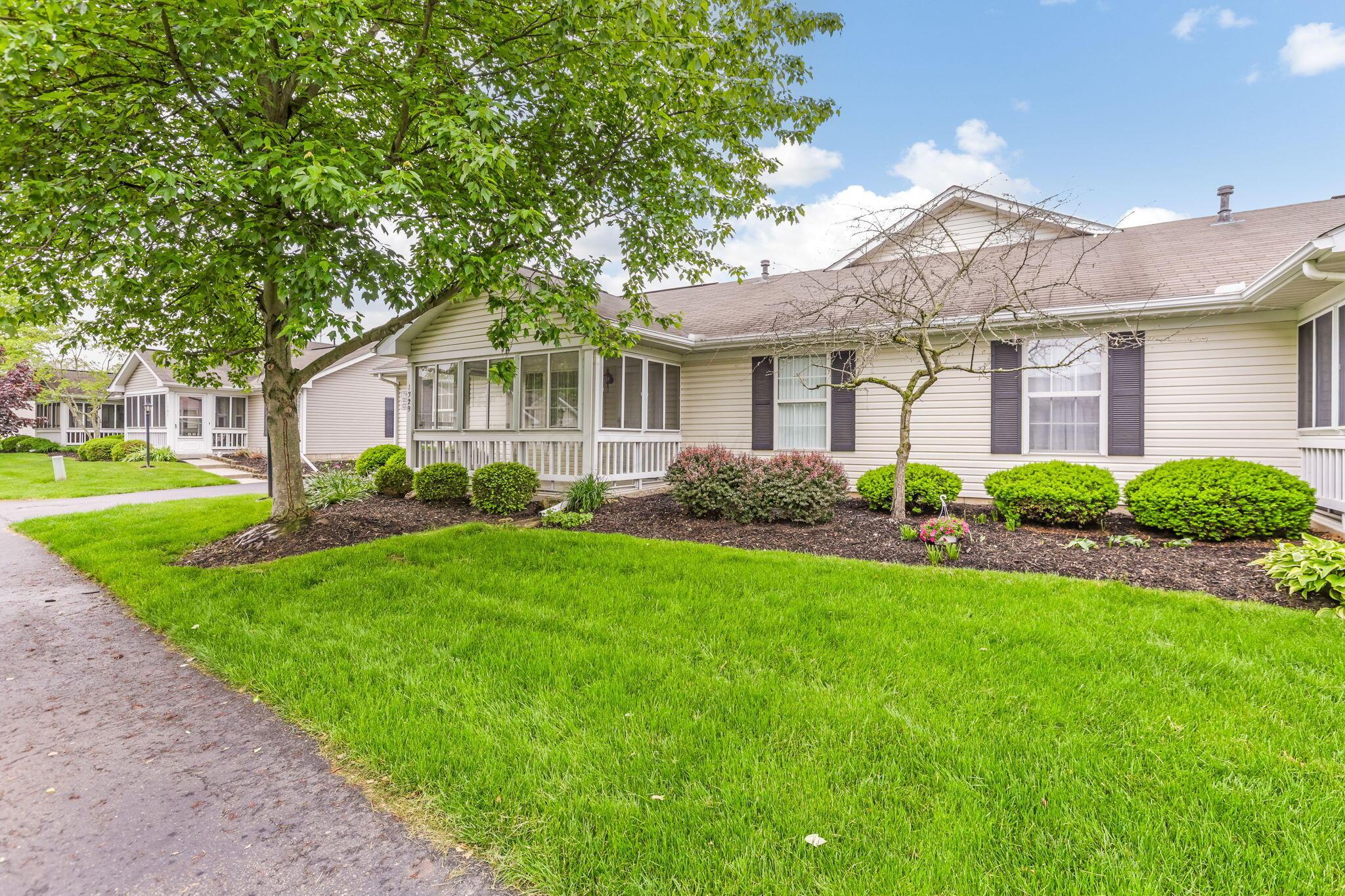 1329 Hillview Circle, Newark, Ohio image 6