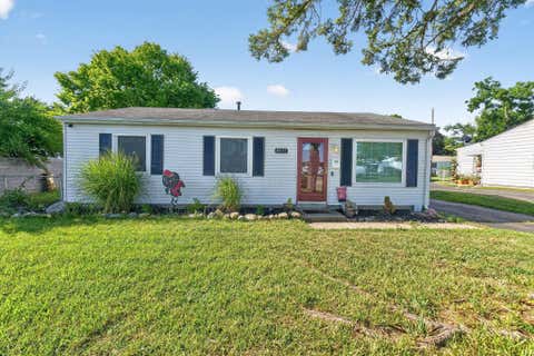 Photo of 4511 Edgewyn Avenue, Hilliard, OH 43026 (MLS # 226028884)
