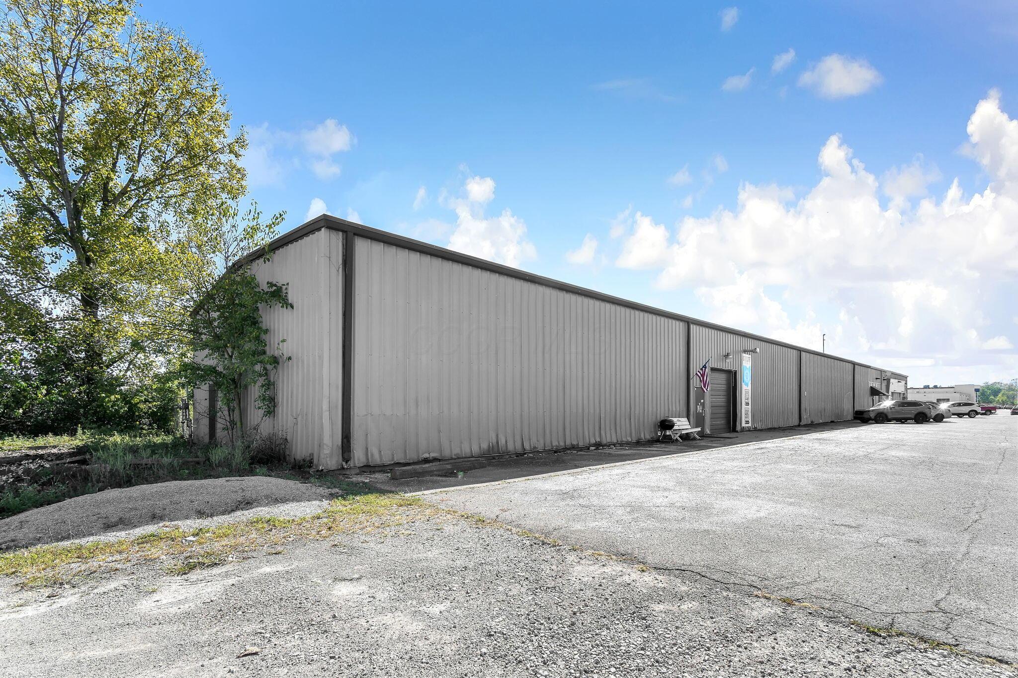 3560 Dolson Court NW