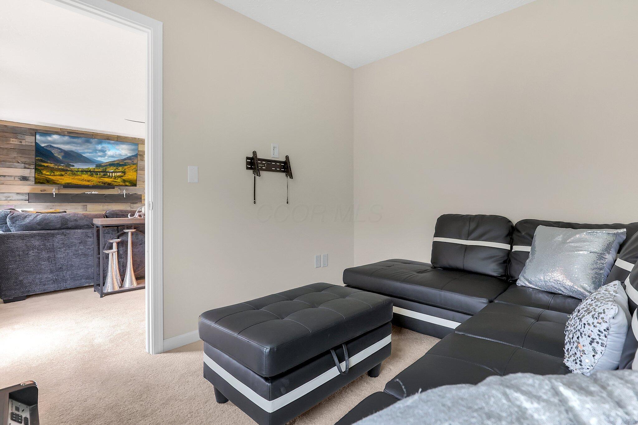 8573 Greengate Boulevard #41, Canal Winchester, Ohio image 17