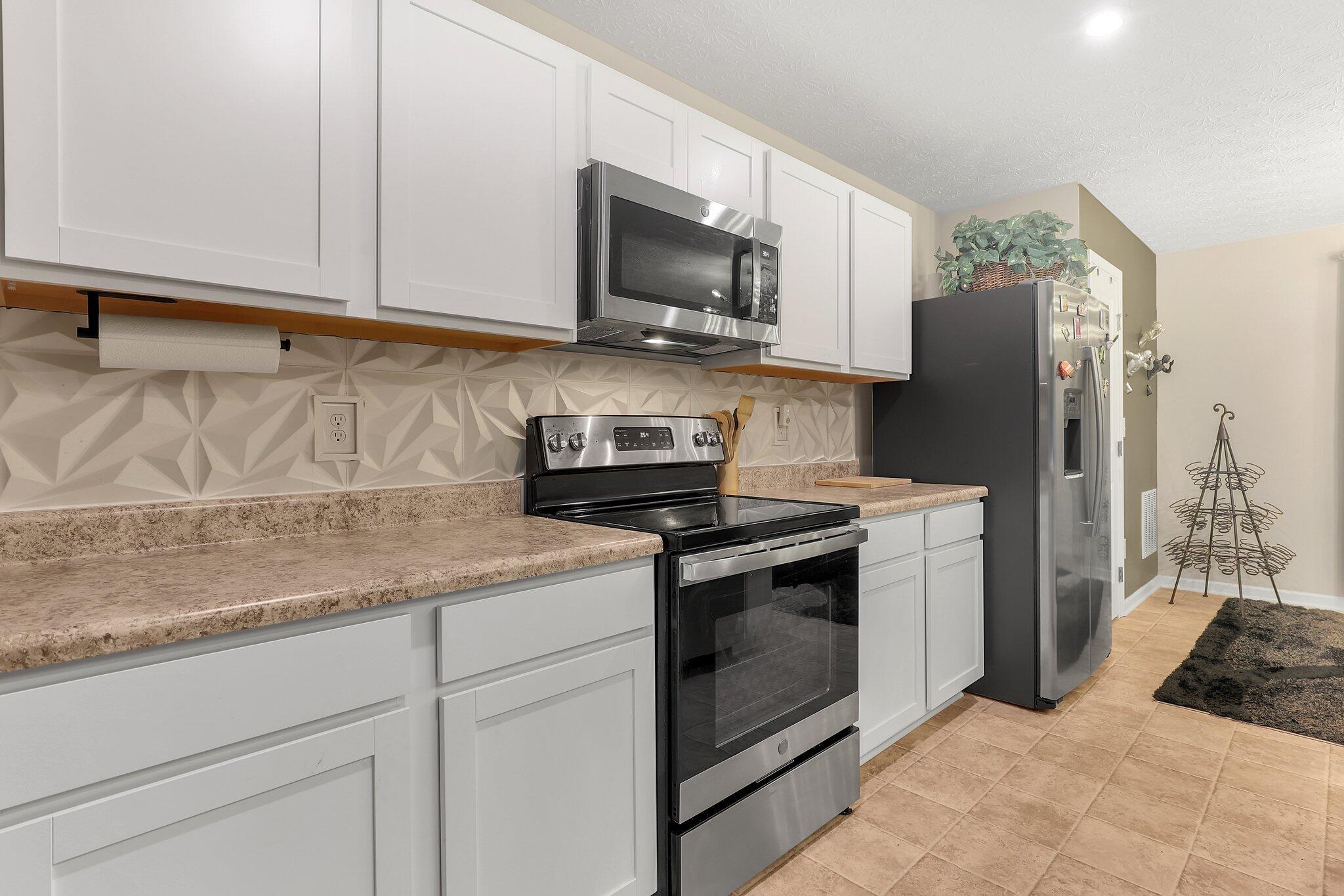 8573 Greengate Boulevard #41, Canal Winchester, Ohio image 9