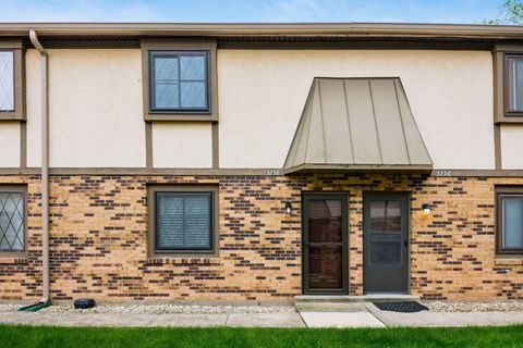 Condo For Sale - 3258 Summerdale Lane #41<br/> Franklin County, Columbus, OH 43221