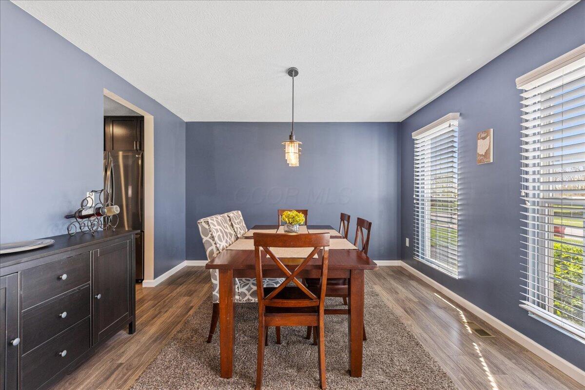 5922 Blue Star Drive, Grove City, Ohio image 16