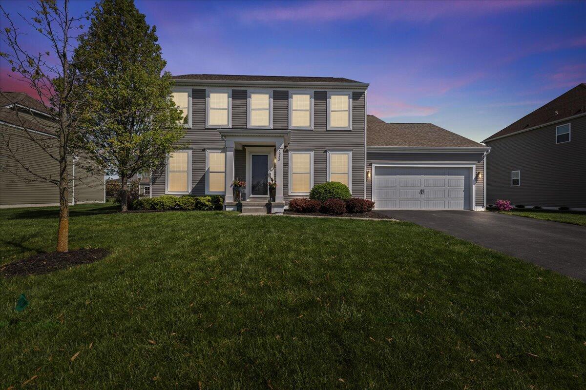 5922 Blue Star Drive, Grove City, Ohio image 9