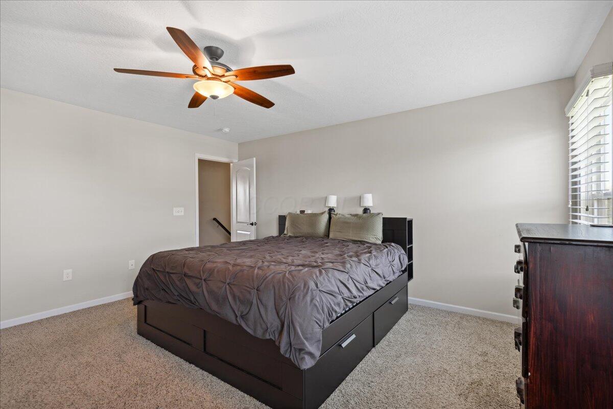 5922 Blue Star Drive, Grove City, Ohio image 39