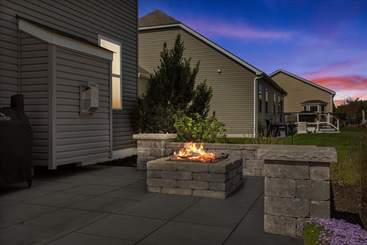 5922 Blue Star Drive, Grove City, Ohio image 11
