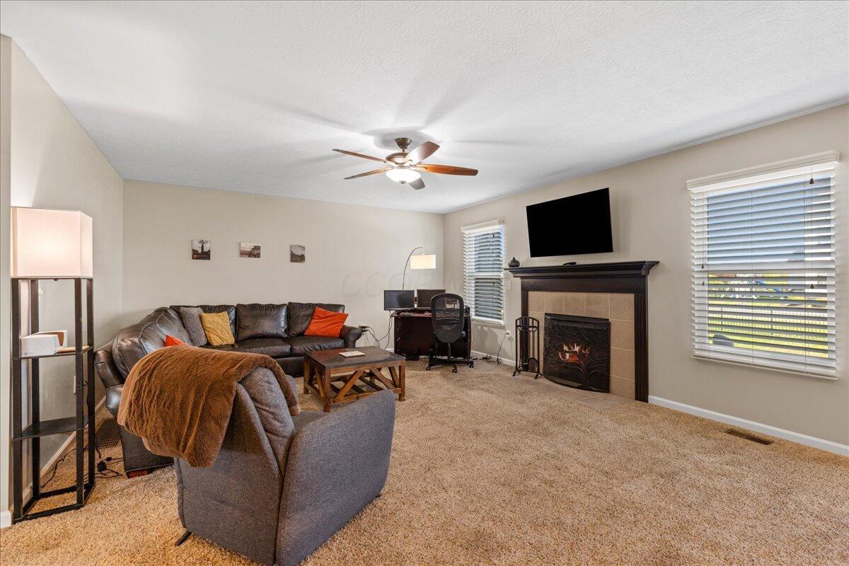 5922 Blue Star Drive, Grove City, Ohio image 21
