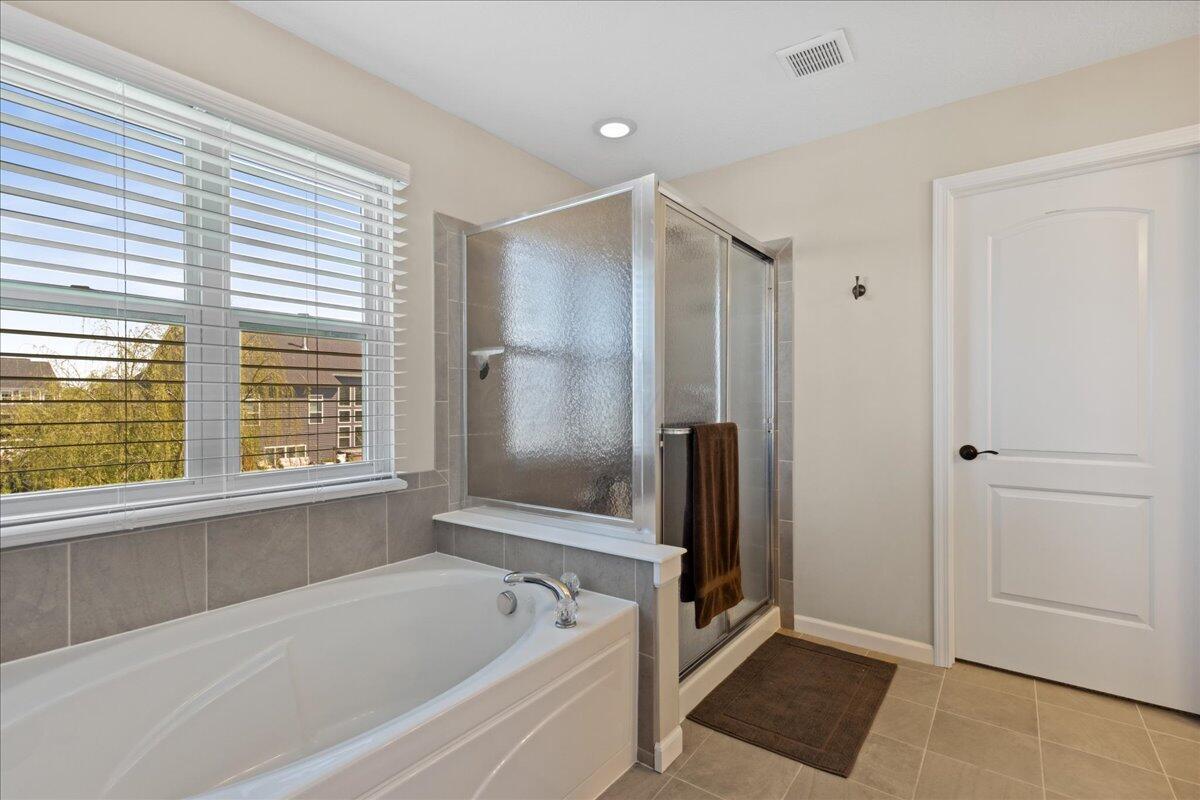 5922 Blue Star Drive, Grove City, Ohio image 29