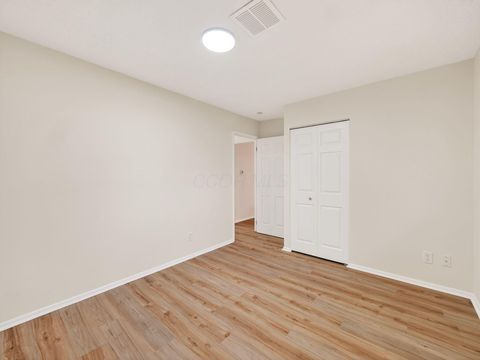 Tiny photo for 3105 Wessex Court, Columbus, OH 43232 (MLS # 225045455)