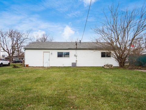 Tiny photo for 3105 Wessex Court, Columbus, OH 43232 (MLS # 225045455)