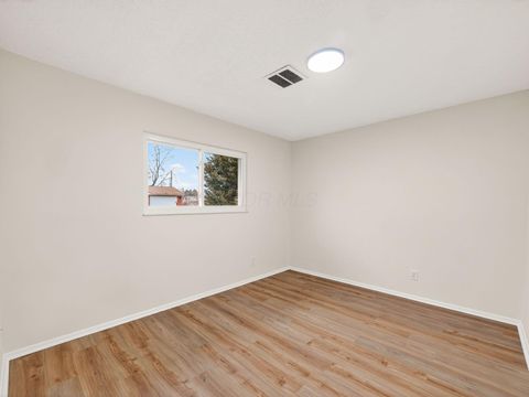 Tiny photo for 3105 Wessex Court, Columbus, OH 43232 (MLS # 225045455)