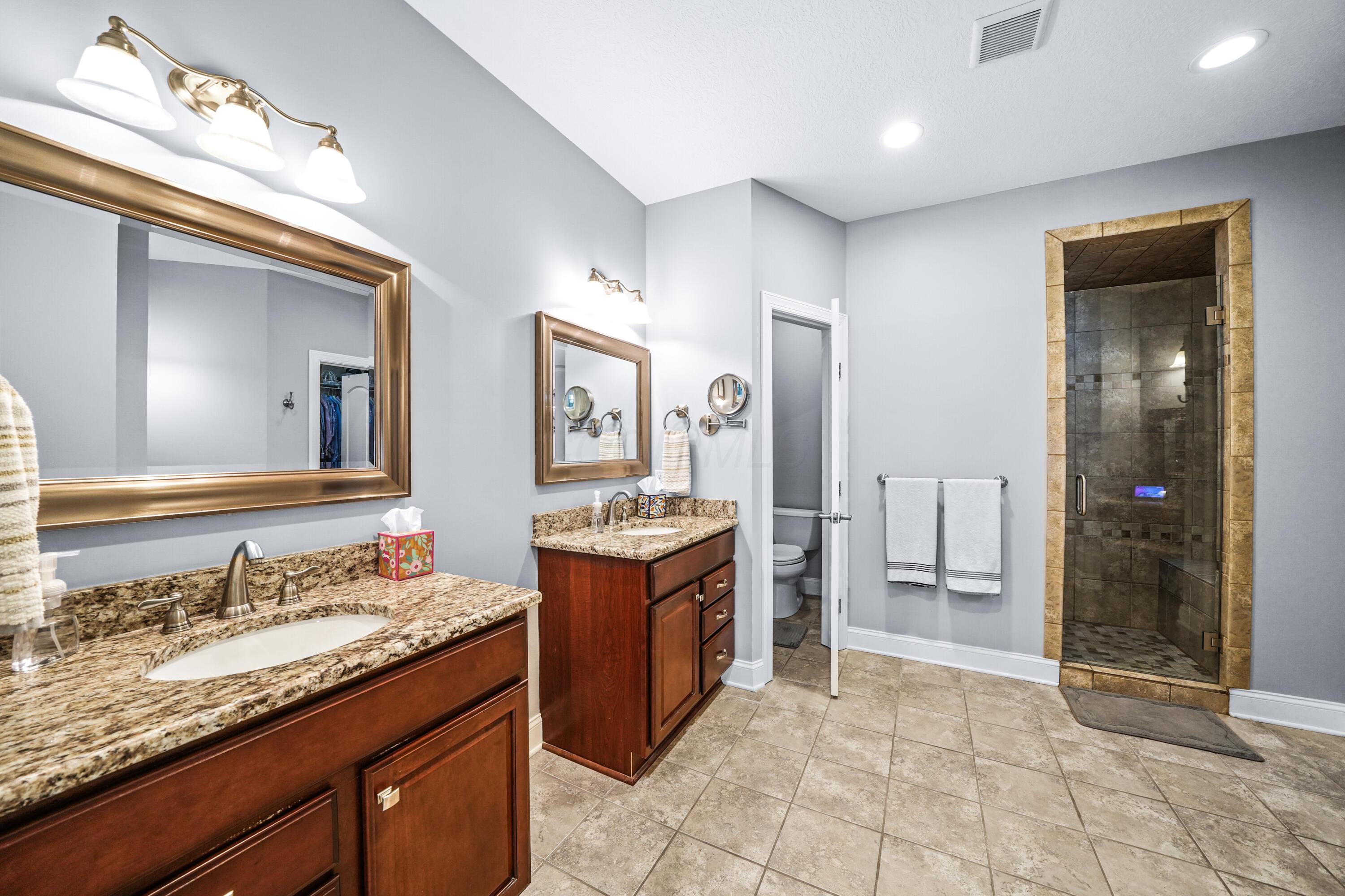 21252 Breckenridge Lane, Strongsville, Ohio image 34
