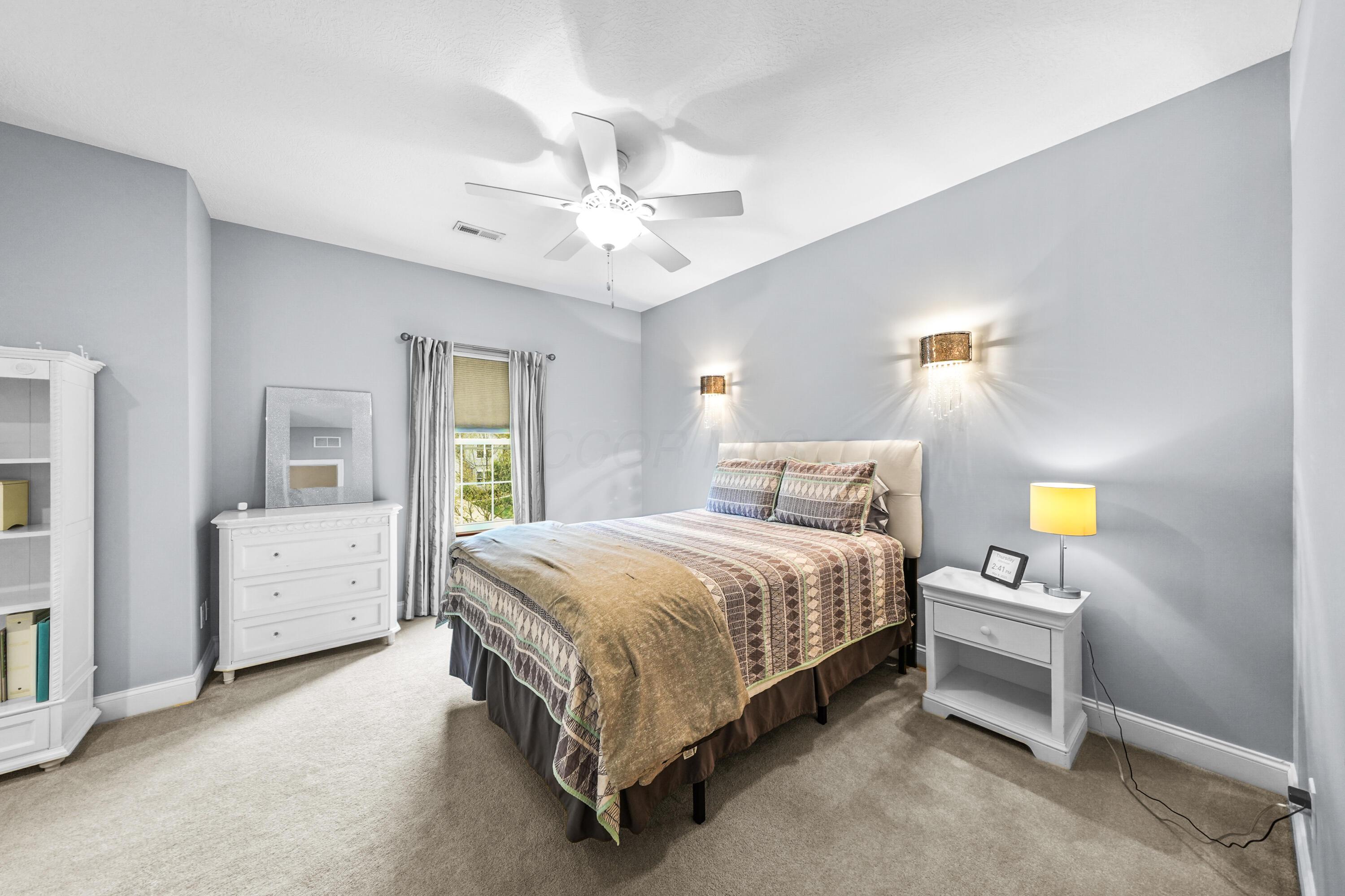 21252 Breckenridge Lane, Strongsville, Ohio image 38