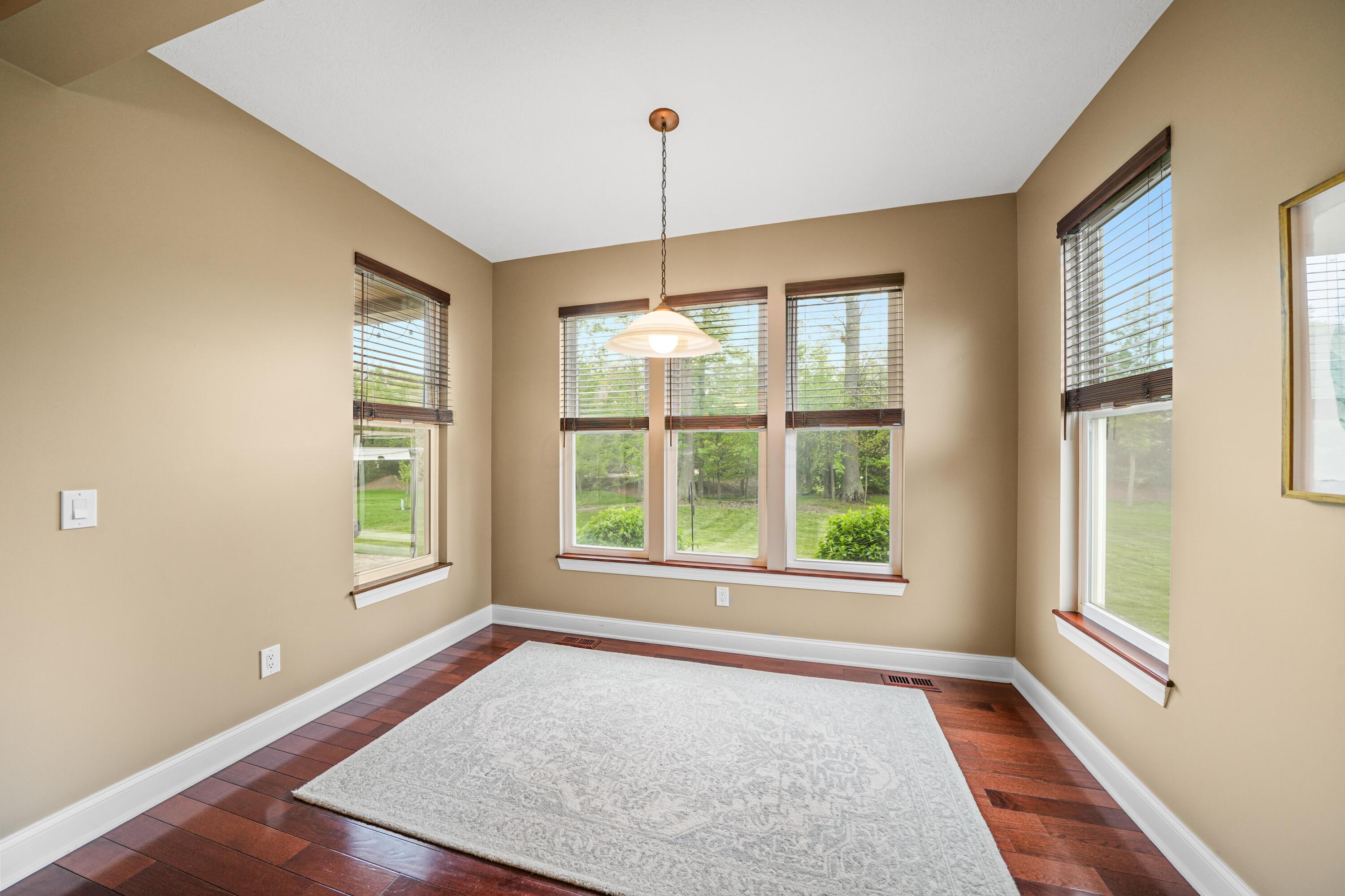 21252 Breckenridge Lane, Strongsville, Ohio image 27