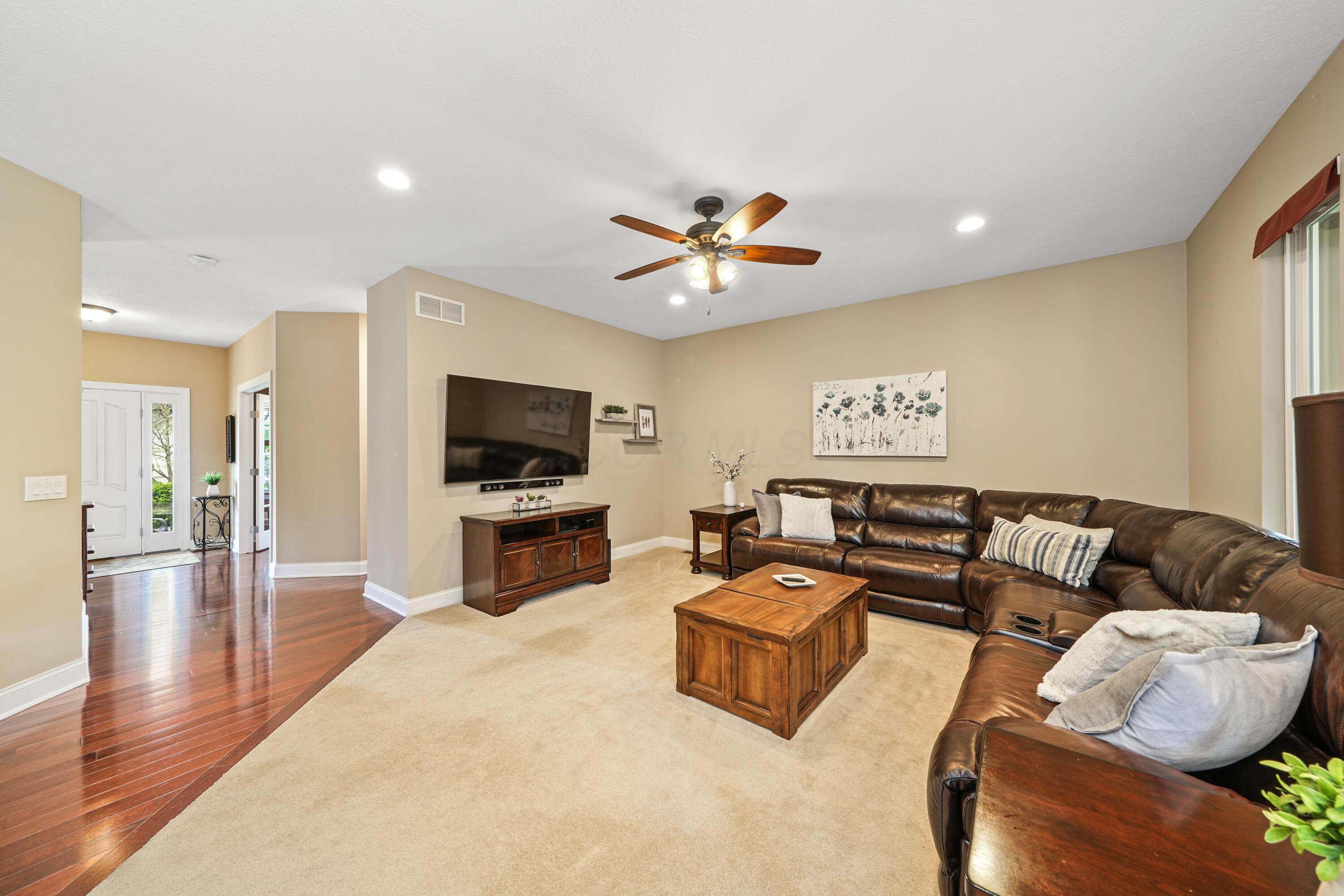 21252 Breckenridge Lane, Strongsville, Ohio image 17