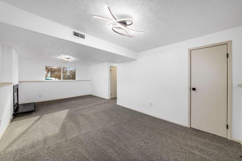 Tiny photo for 3800 Mount Hood Court, Columbus, OH 43230 (MLS # 226000820)