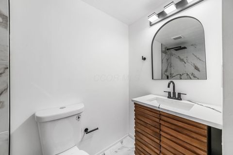 Tiny photo for 3800 Mount Hood Court, Columbus, OH 43230 (MLS # 226000820)