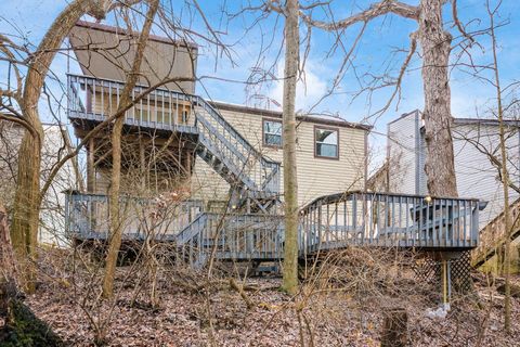 Tiny photo for 3800 Mount Hood Court, Columbus, OH 43230 (MLS # 226000820)
