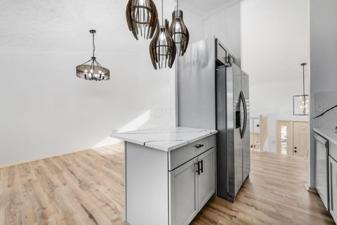 Tiny photo for 3800 Mount Hood Court, Columbus, OH 43230 (MLS # 226000820)