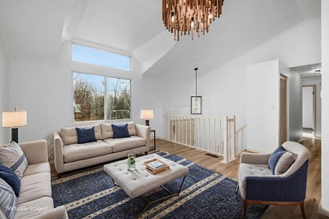 Tiny photo for 3800 Mount Hood Court, Columbus, OH 43230 (MLS # 226000820)