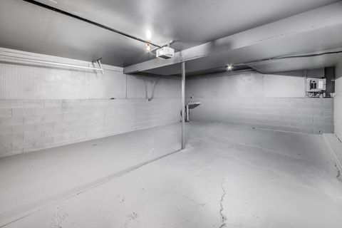 Tiny photo for 3800 Mount Hood Court, Columbus, OH 43230 (MLS # 226000820)