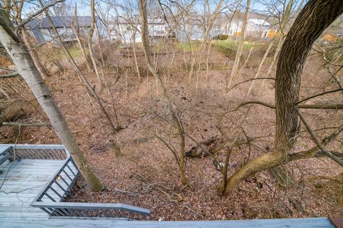 Tiny photo for 3800 Mount Hood Court, Columbus, OH 43230 (MLS # 226000820)