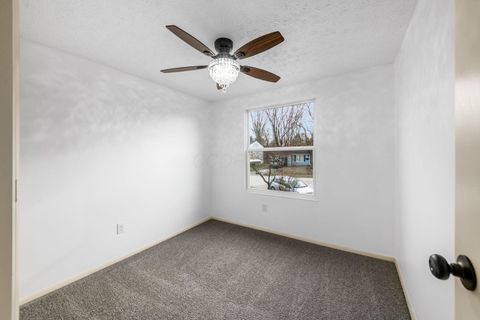 Tiny photo for 3800 Mount Hood Court, Columbus, OH 43230 (MLS # 226000820)