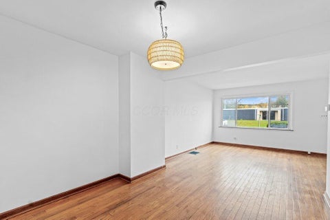 Tiny photo for 4067 Indianola Avenue 2B #2B, Columbus, OH 43214 (MLS # 226039595)