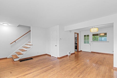 Tiny photo for 4067 Indianola Avenue 2B #2B, Columbus, OH 43214 (MLS # 226039595)