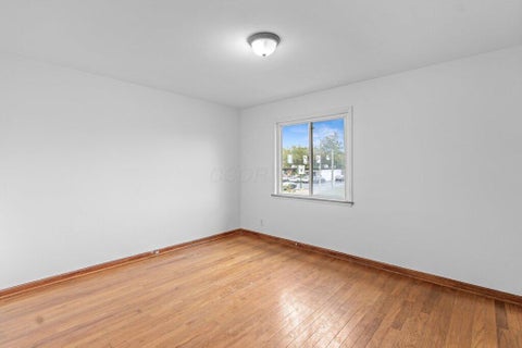 Tiny photo for 4067 Indianola Avenue 2B #2B, Columbus, OH 43214 (MLS # 226039595)