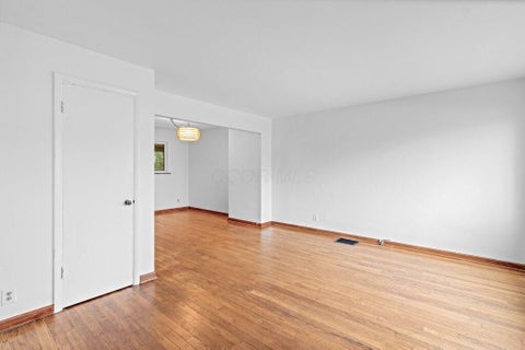 Tiny photo for 4067 Indianola Avenue 2B #2B, Columbus, OH 43214 (MLS # 226039595)